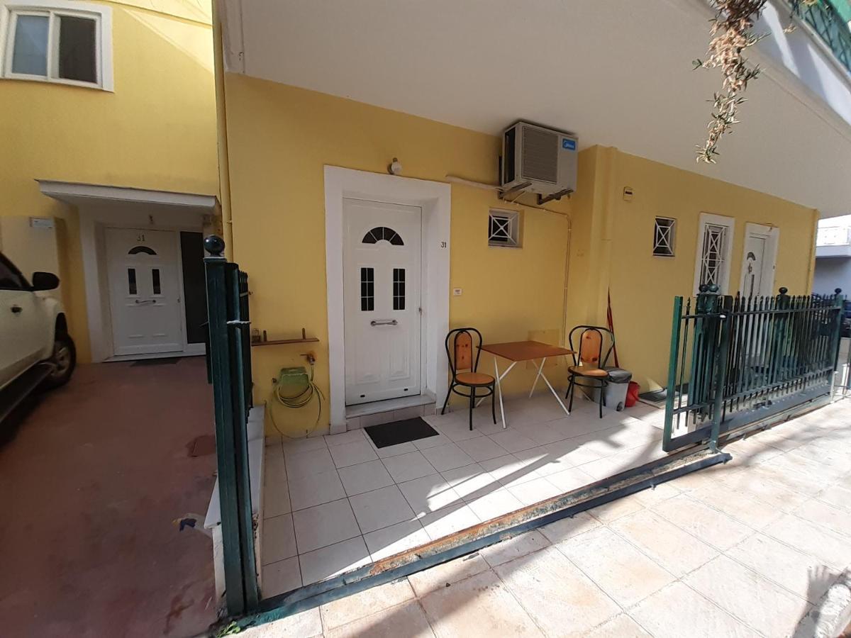 Ferienwohnung Yellow House Kalamata Exterior foto